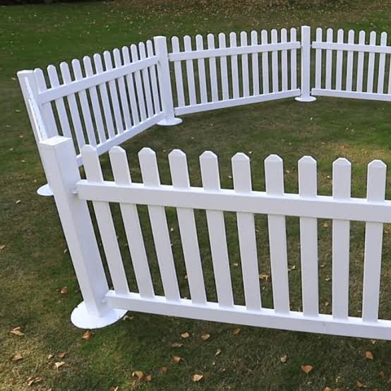 White Portable Vinyl Picket Fence — 3 ft × 6 ft suppliers