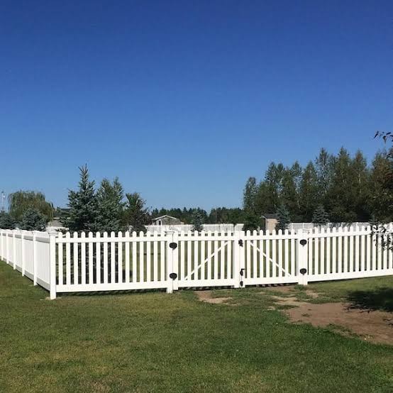 White Portable Vinyl Picket Fence — 3 ft × 6 ft best